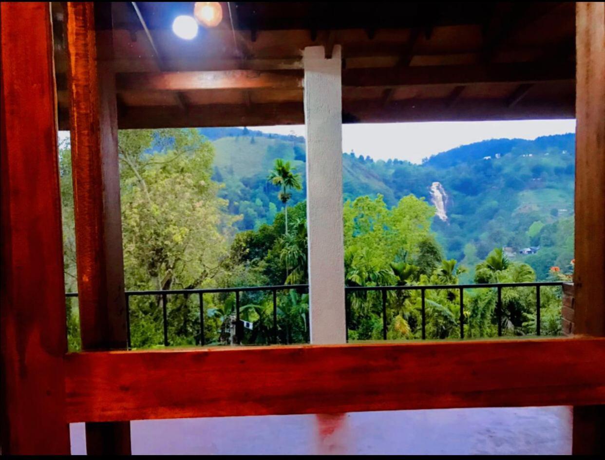 Minthu Homestay Елла Екстер'єр фото